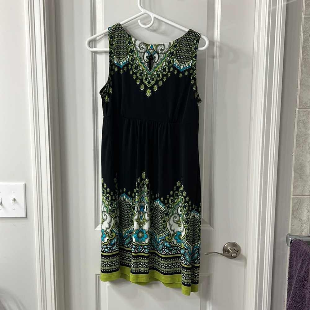 Apt 9 black and olive paisley dress size MP